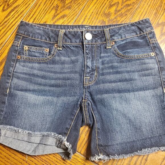 American Eagle jean shorts Size 00 - Picture 1 of 4
